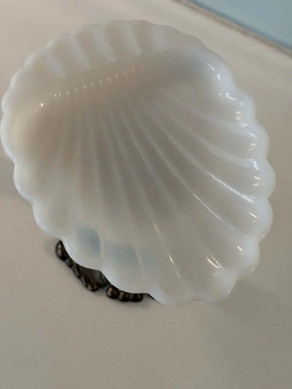 Vintage Milk Glass Seashell Trinket or Soap Dish on Ornate Metal Pedestal Base